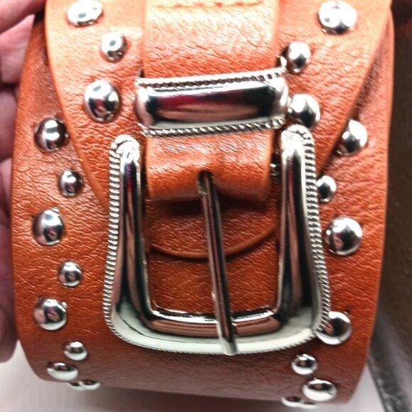 Western Womens Brown Wide Leather Studded Belt New Waist Size 27 To 33 - Picture 5 of 10